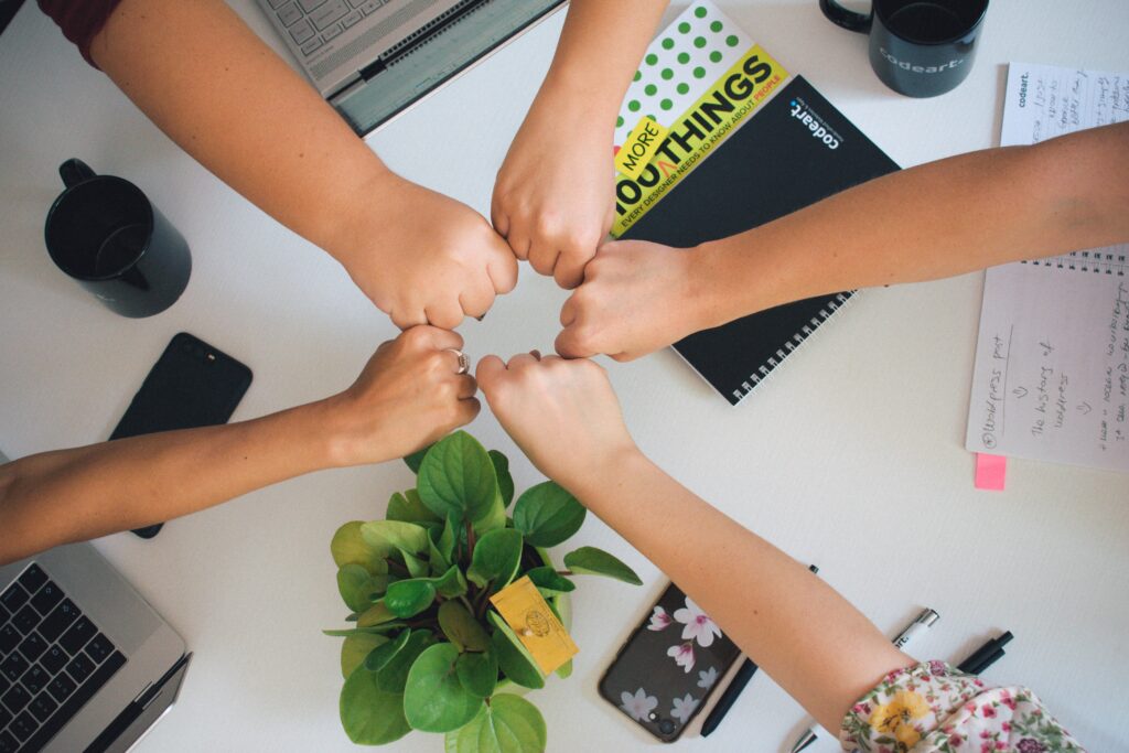 Teamwork, women's power!